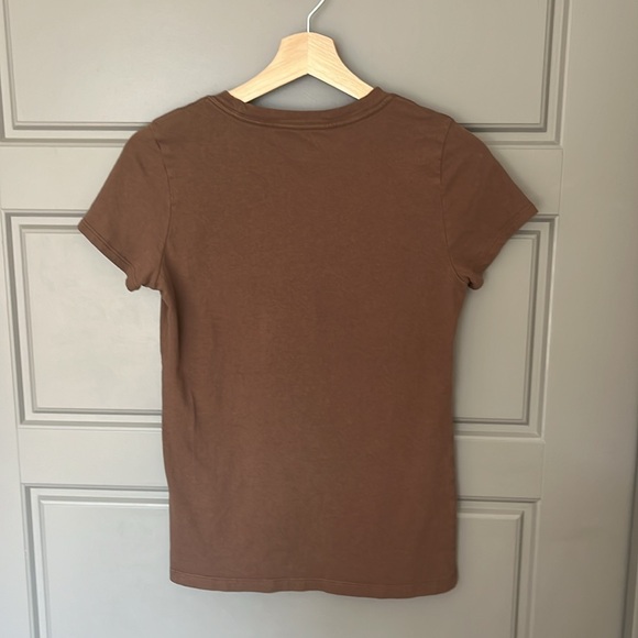 GAP Logo T-Shirt - Picture 4 of 5